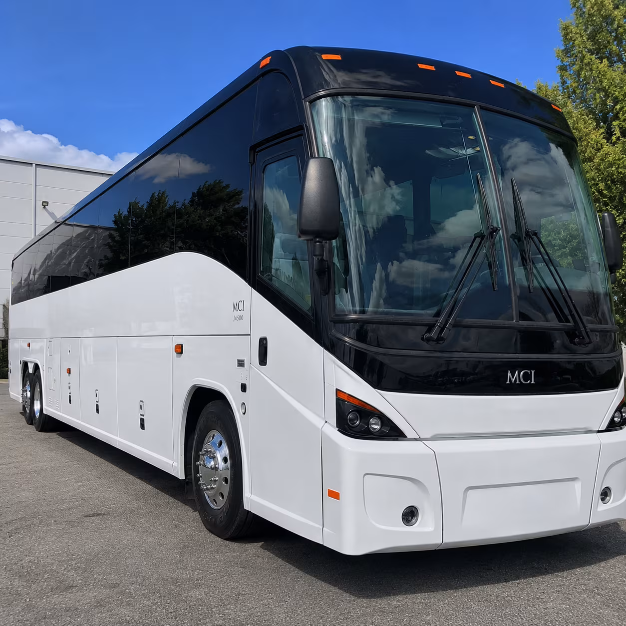 carlsbad charter buses for corporate transportation