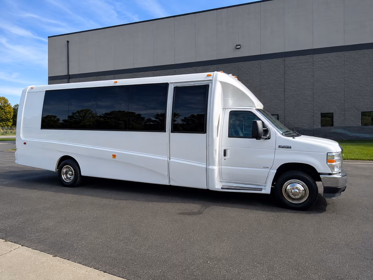 san marcos bus rentals