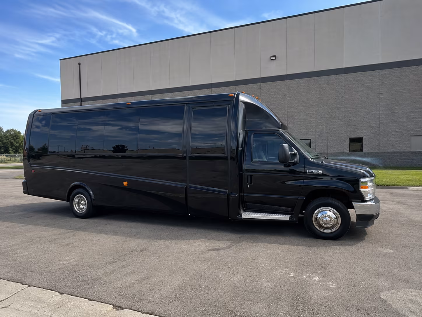solana beach bus rentals